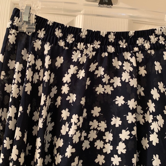 Vintage Liz Claiborne Shamrock 2-piece Set - Picture 5 of 11
